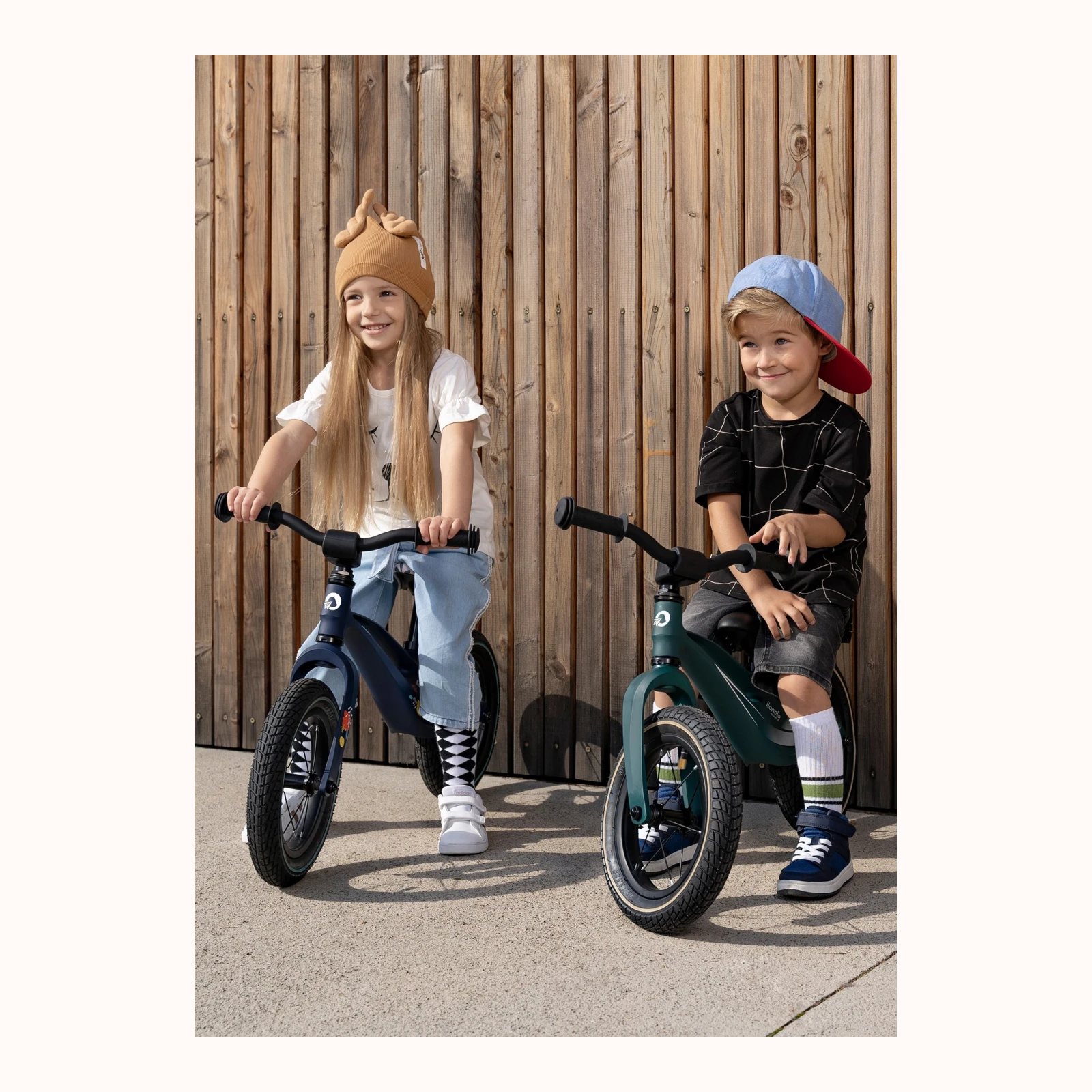 Lionelo Bart Air Sporty Black – Biçikletë balancuese